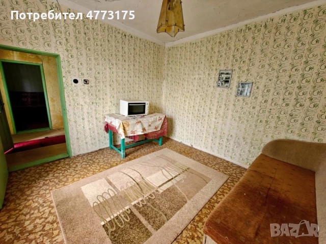 Къща в село Гранит едноетажна с допълнителна постройка, снимка 7 - Къщи - 53928191