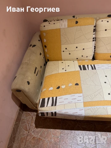Диван тройка  200см  и две табуретки , снимка 2 - Дивани и мека мебел - 51411665