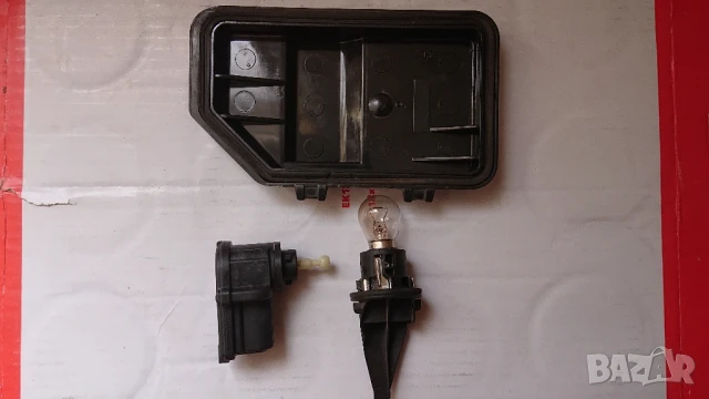 Капачка десен фар, машинка за регулиране на фар, фасонка мигач за фар форд фокус. 