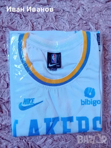 Чисто нов оригинален детски екип на Лос Анджелис Лейкърс-ЛеБрон Джеймс , снимка 9 - Баскетбол - 50663274