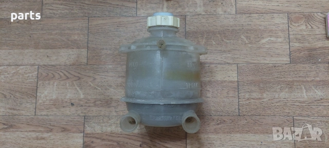 Казанче Антифриз Рено 19 - Рапид - 770810997, снимка 2 - Части - 53104160