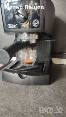 Кафемашина Delonghi EC151 перфектно еспресо кафе крема цедка Делонги , снимка 4 - Кафемашини - 45503461