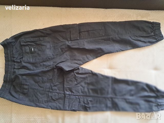 Панталон Bershka XS размер, снимка 4 - Панталони - 45812792