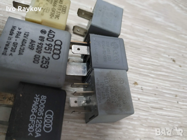 Реле, AuDI , Горивна помпа , 4d0951253 , 443919578c , 8d0951253A, снимка 4 - Части - 52426684