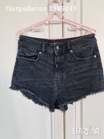 Дамски дънкови панталонки, снимка 3 - Къси панталони и бермуди - 45856336