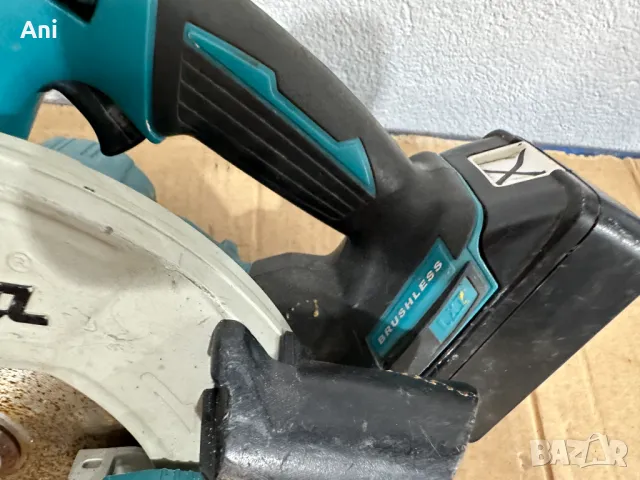 Ръчен циркуляр - Makita 18 V li ion BL, снимка 4 - Други машини и части - 46902974