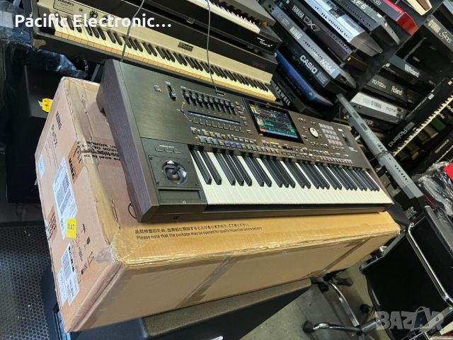 Korg Pa5X 61-клавишна професионална аранжорна клавиатура