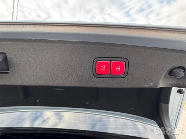 Mercedes E350, снимка 14 - Автомобили и джипове - 50842357