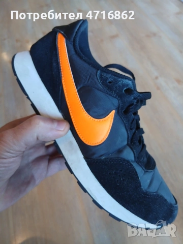 Маратонки Nike, снимка 2 - Детски маратонки - 54130224