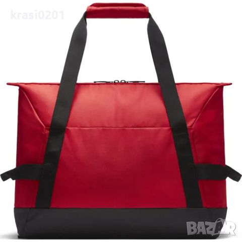 Оригинален сак на NIKE SPORTS BAG! 44x29x36 см Капацитет: 42 л, снимка 2 - Сакове - 46365714