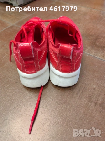 Детски маратонки Adidas, снимка 3 - Детски маратонки - 54025374