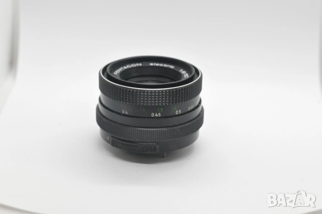 Обектив Pentacon Electric 1.8/50 на резба M42, снимка 2 - Обективи и филтри - 52466736