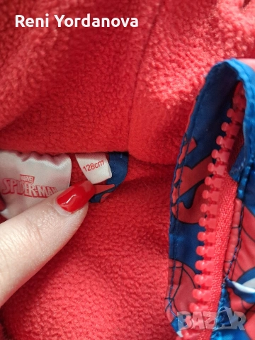 яке на спайдър мен , снимка 3 - Детски якета и елеци - 53642977