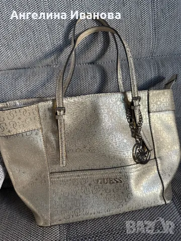 Дамска чанта Guess