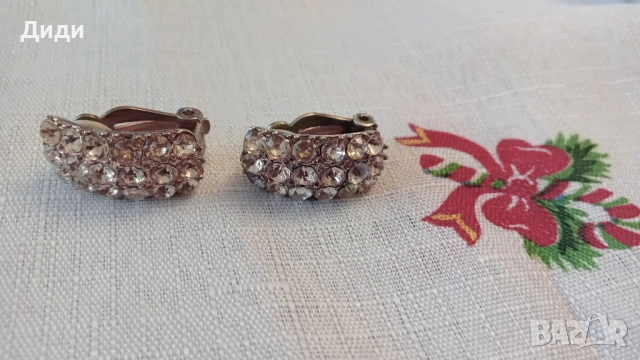 Обеци клипс.