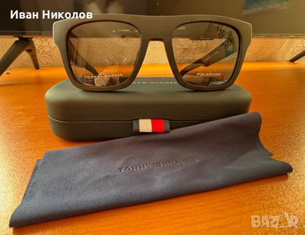 Оригинални слънчеви очила Tommy Hilfiger , снимка 4 - Слънчеви и диоптрични очила - 54180683