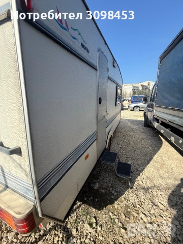 Каравана Hobby Classic 4.25, снимка 4 - Каравани и кемпери - 53844202