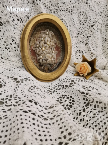 Винтидж елипсовидна картина 