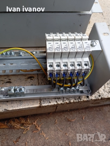 Електрическо табло, снимка 3 - Резервни части за машини - 52516324