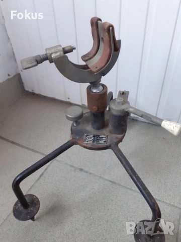 Стара соц. скоба за прострелване на оръжие пушка АК