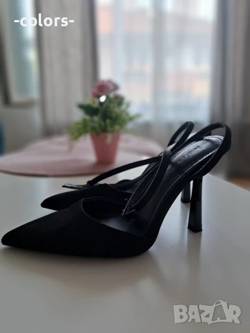 Обувки с ток Bershka, снимка 5 - Дамски обувки на ток - 50594393