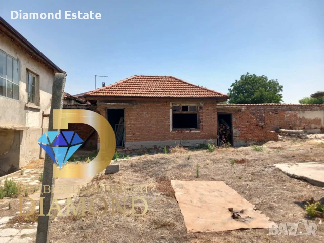 Двуетажна къща в село Тракия, общ. Опан, снимка 3 - Къщи - 51164466