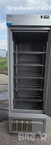 Италиански сладоледен фризер Tekna, снимка 5 - Хладилни витрини и фризери - 54071808