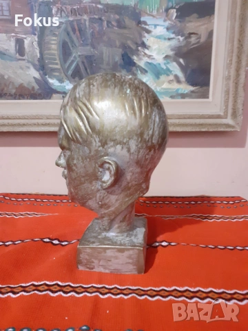 Страхотен бюст на Хитлер от лят бетон с цвят бронз, снимка 3 - Антикварни и старинни предмети - 53268550