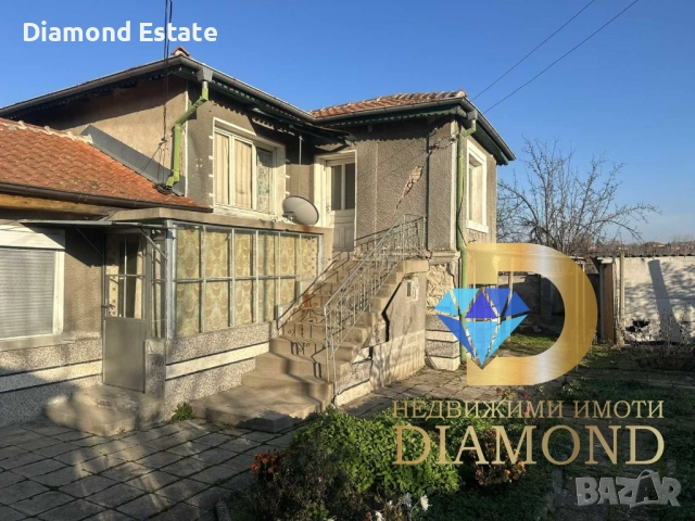 Двуетажна къща с гараж в село Черногорово, общ. Димитровград, снимка 2 - Къщи - 52825731