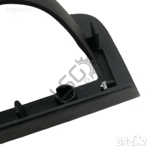 Интериорна лайсна предна лява врата Volkswagen Passat (B6) 2005-2011 ID: 157799, снимка 2 - Части - 53282578