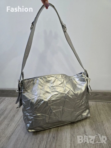 Нова жестока сребърна дамска чанта по модел на DIESEL., снимка 4 - Чанти - 53946527