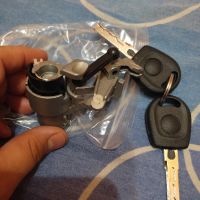 Ключалка +2 ключа за запалване за VW Golf4 Polo Lupo Seat НОВО, снимка 8 - Части - 45573358