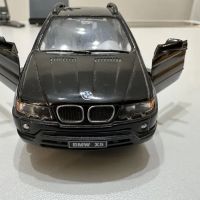 Количка Kinsmart - 1:36 Scale Model BMW X5 Черна, снимка 1 - Колекции - 45388931
