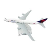 Бойнг 747 самолет модел макет метален лайнер Delta Делта, снимка 3 - Колекции - 45326428