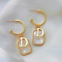 Уникални обици Dior, снимка 3 - Обеци - 45227114