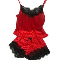 Елегантна дамска пижама – топ, къси панталонки и сатениран аксесоар. Цветове - чисто черен/черен, че, снимка 15 - Пижами - 45718034