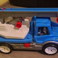Детска играчка кран, снимка 1 - Коли, камиони, мотори, писти - 45242984
