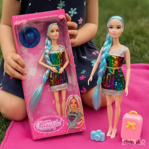 Модерна шарена кукла с аксесоари, снимка 1