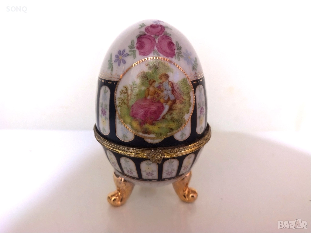 Порцеланово Яйце-Кутия за Бижута-Лимож, снимка 1