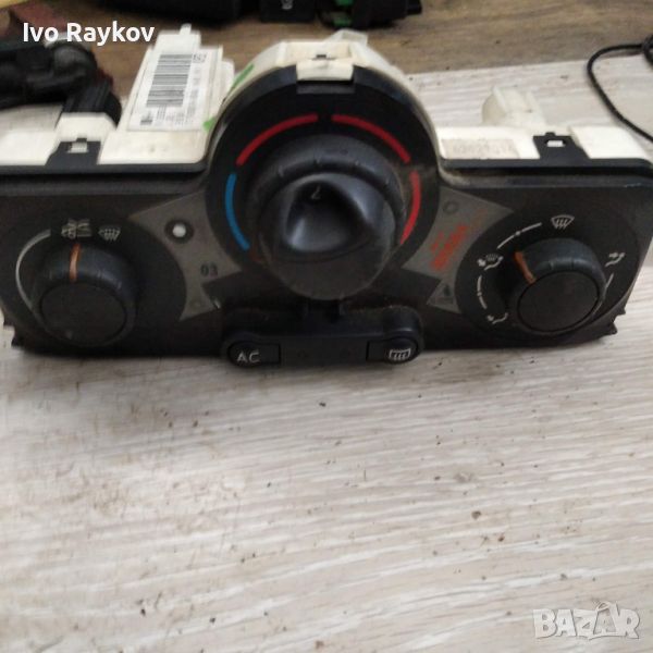 Панел контрол климатик за Renault Megane II 2002-2005г. 69587001 69420001., снимка 1