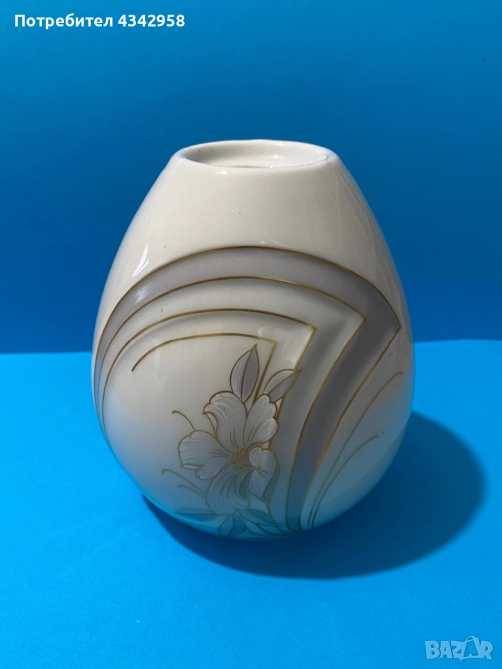 Kaiser. 1970 г. Порцеланова ваза., снимка 1