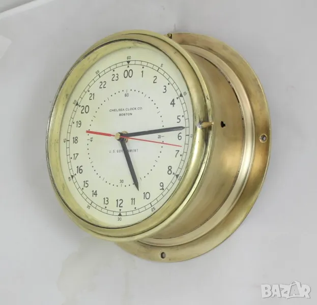 502 Часовник 24 часов от военен кораб от 70-те години, снимка 1
