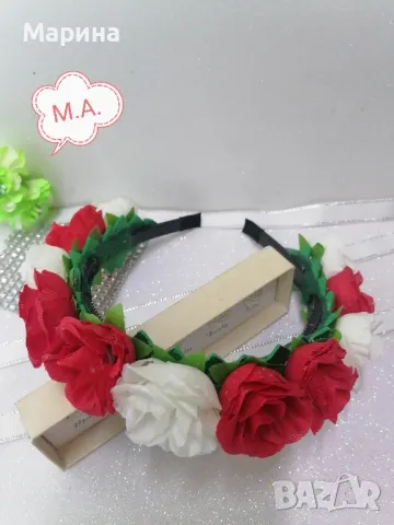 Красива диадема в червено и бяло, снимка 3 - Аксесоари за коса - 49975984