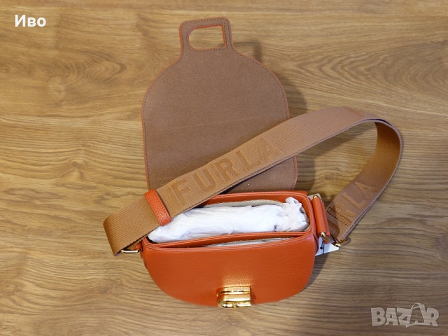 Кожена дамска чанта за рамо FURLA LOTUS, снимка 5 - Чанти - 54007887