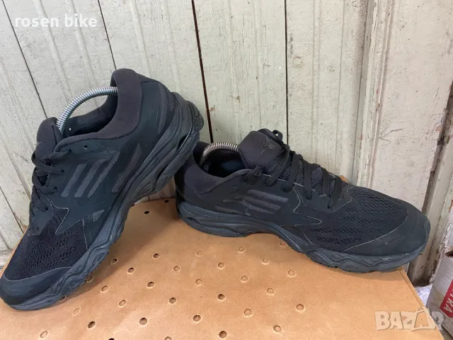 ''Mizuno Wave Stream 2''оригинални маратонки 43 номер, снимка 2 - Маратонки - 48099882