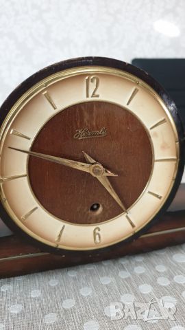 Стар малък немски настолен часовник, снимка 3 - Антикварни и старинни предмети - 45513775