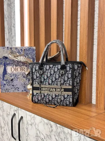 дамски чанти christian dior , снимка 1 - Чанти - 46841049