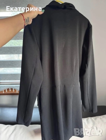 Елегантна черна рокля, снимка 2 - Рокли - 53486331