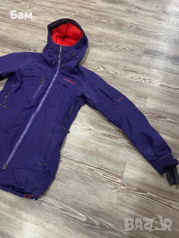 Дамско!Norrona Roldal Gore Tex Insulated jacket размер М, снимка 3 - Якета - 48551106