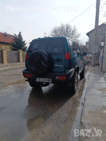 Нисан Терано 2.4, снимка 5 - Автомобили и джипове - 53416875